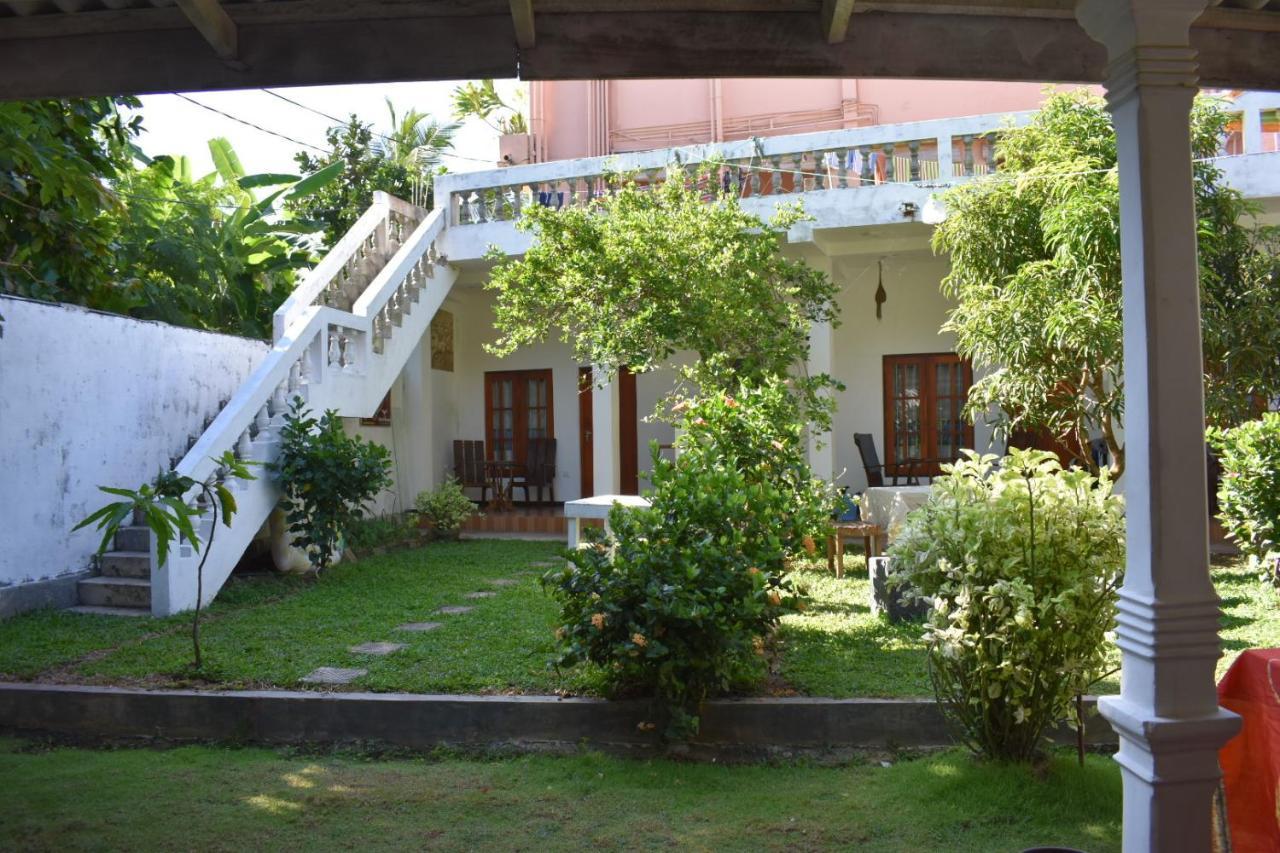 Aroma Guest House Mirissa Luaran gambar