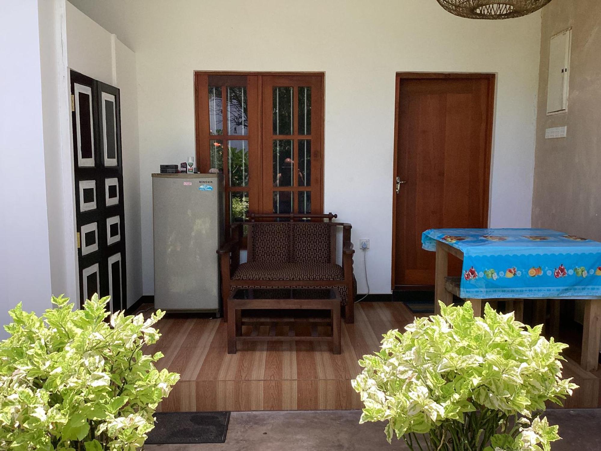 Aroma Guest House Mirissa Luaran gambar